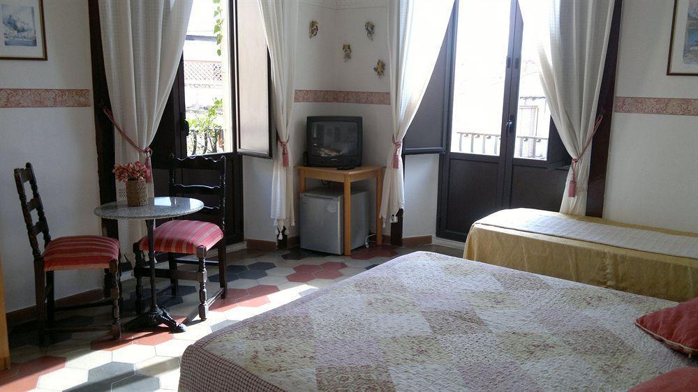 Villa Floresta Taormina Eksteriør bilde